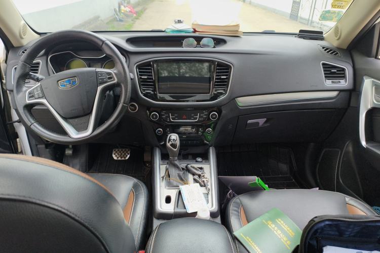 Used Geely Auto Vision X6 2016 1.3T CVT Luxury Model Center Console