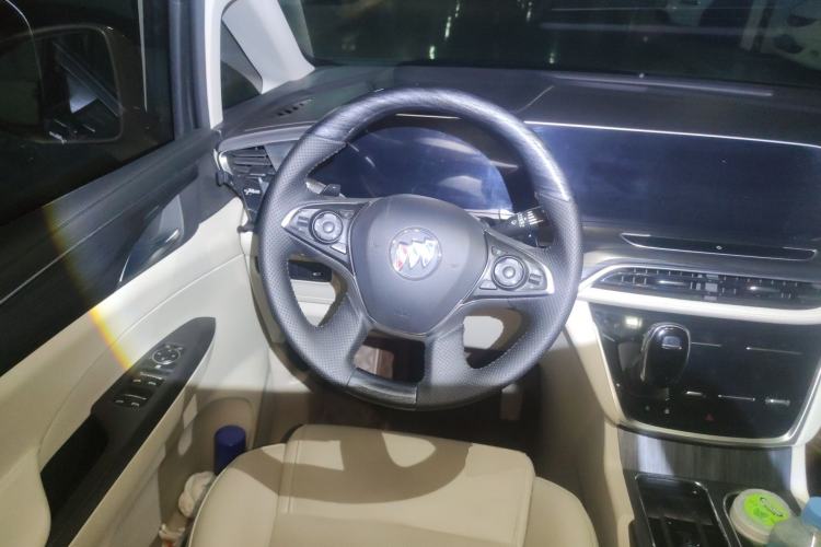 Used Buick GL8 2022 ES Landtrek 653T Comfort Edition