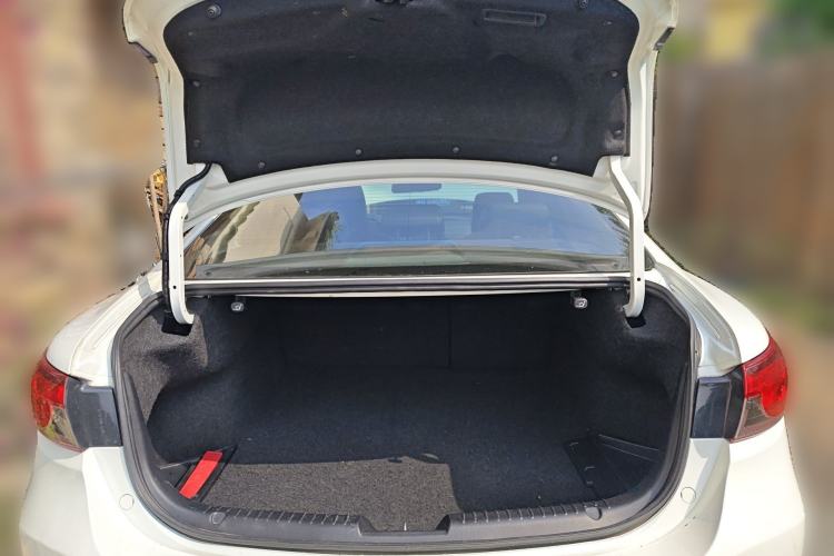 Used Mazda Atenza 2014 2.5L Blue Sky Prestige Edition Trunk