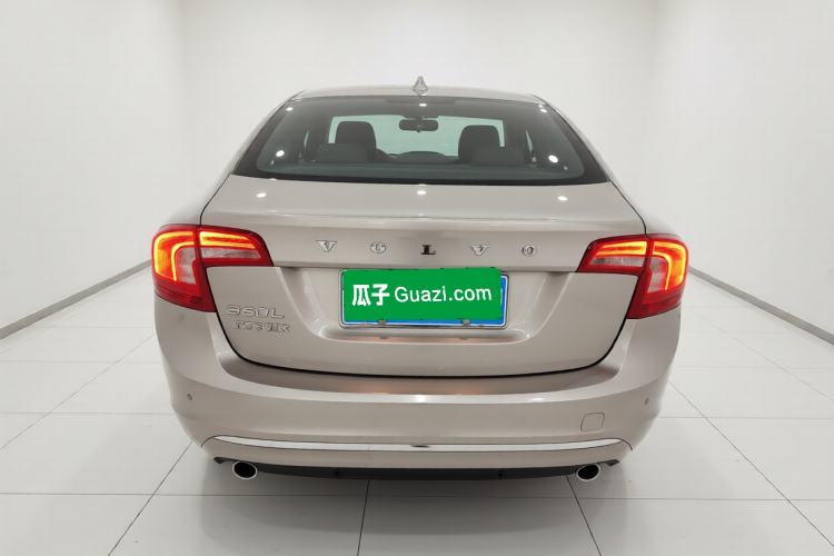 Used Volvo S60 2015 S60L 2.0T Zhiyuan Edition