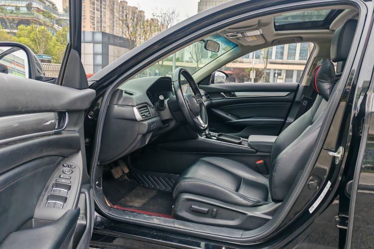 Used Honda Accord 2018 260TURBO Elite Edition China V Interior 4