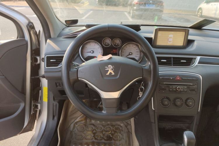 Used Peugeot 308 2014 Enjoy Edition Classic 1.6L Manual YouShang Model