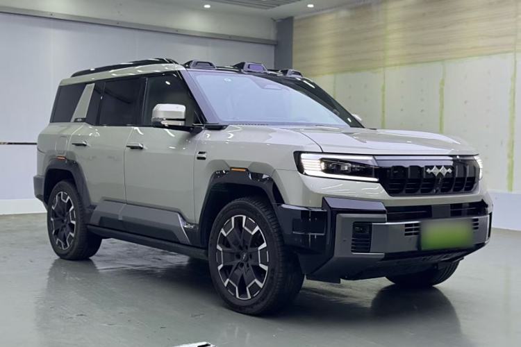 Used Formula Leopard Leopard 8 2025 Smart & Brave Flagship Edition 6 Seats