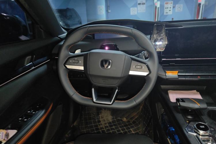 Used CHANGAN UNI-V 2023 1.5T Prestige Model
