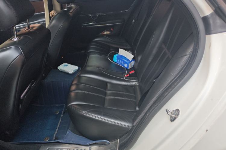 Used Jaguar XJ 2015 XJL 3.0 SC Elegant Business 80th Anniversary Limited Edition Left Rear Seat