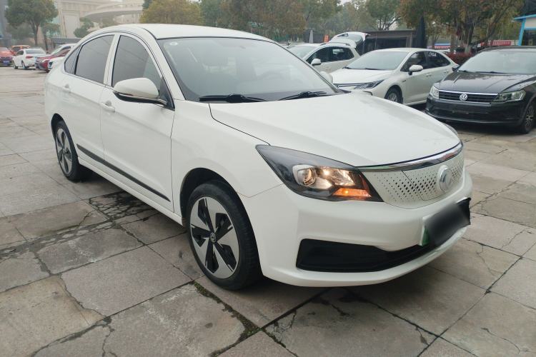 Used Dongfeng Aeolus E70 2023 500 Smart Edition Lithium Iron Phosphate 48.6 kWh 120 kW