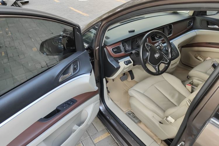 Used Buick GL8 2017 25S Luxury Version China V Standard
