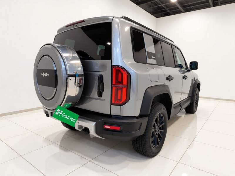 Used Formula Leopard 5 2023 Navigator Edition — 6
