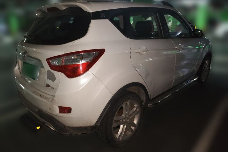 Used CHANGAN CS35 2016 1.6L Automatic Luxury Model China IV Standard