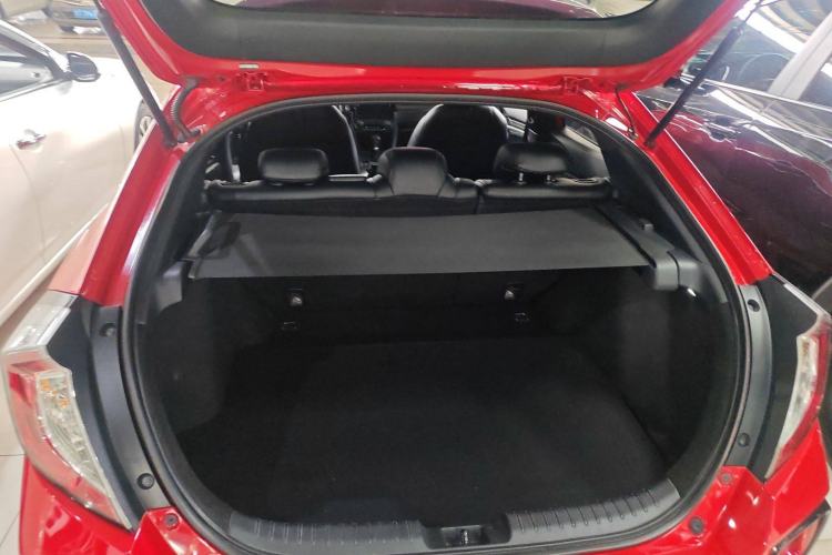 Used Honda Civic 2021 HATCHBACK 220TURBO CVT New Trendsetter Trunk