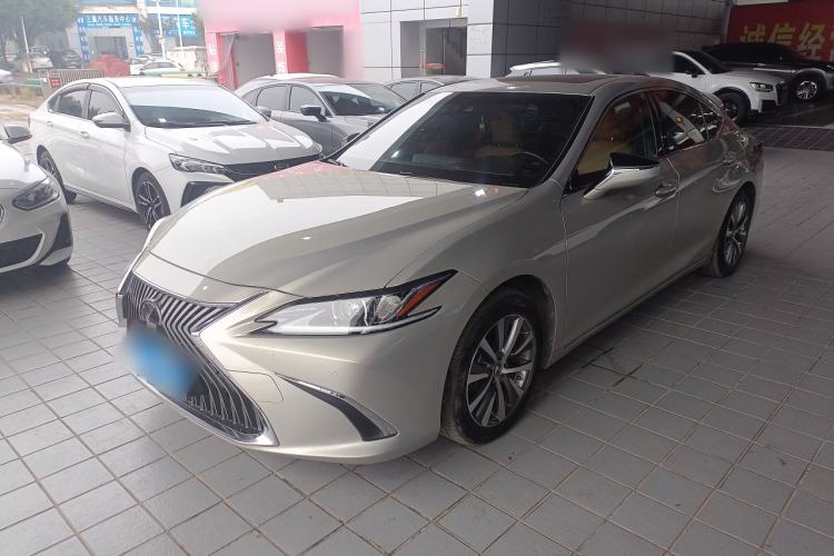 Used Lexus ES 2020 200 Excellence Edition