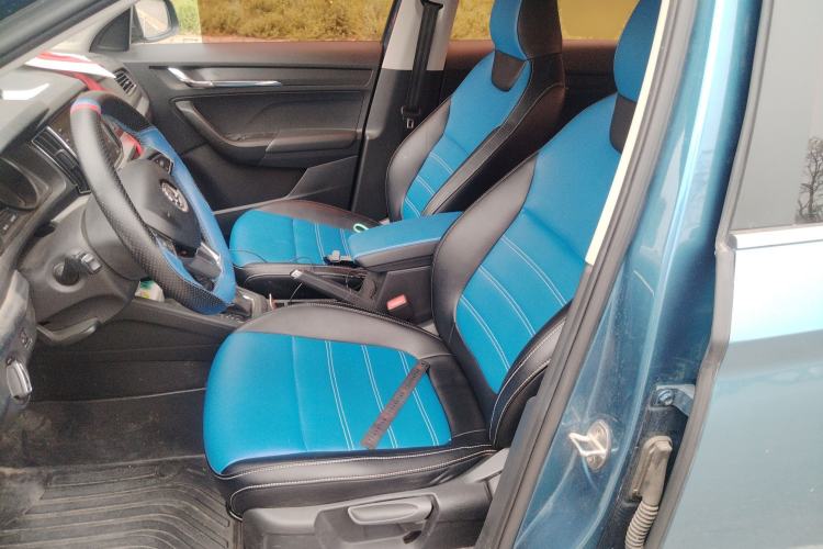 Used Skoda Kamiq 2020 1.5L Automatic Comfort Edition Left Front Seat