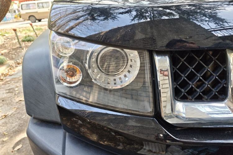 Used BAIC Off-Road BJ40 2016 40L 2.3T Automatic All-Wheel Drive Premium Edition Right Front Headlight