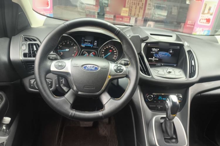 Used Ford Kuga 2015 1.5L GTDi Four-Wheel-Drive Elite Model

