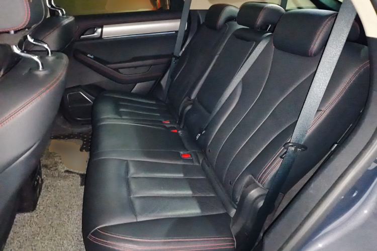 Used BYD Tang New Energy 2018 DM 2.0T All-Wheel Drive Smart Connect Elite 7-Seater China V Emission Standard