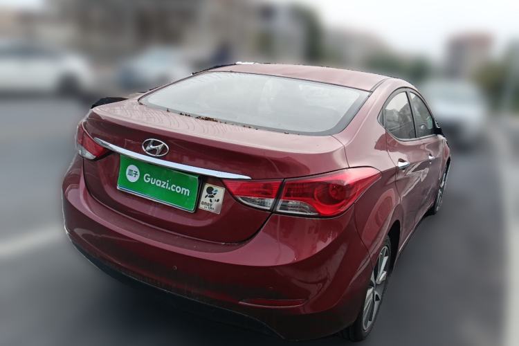 Used Hyundai Elantra (5th Generation / Langdong) 2015 1.6L Automatic Luxury Model Rear Right 45 Deg