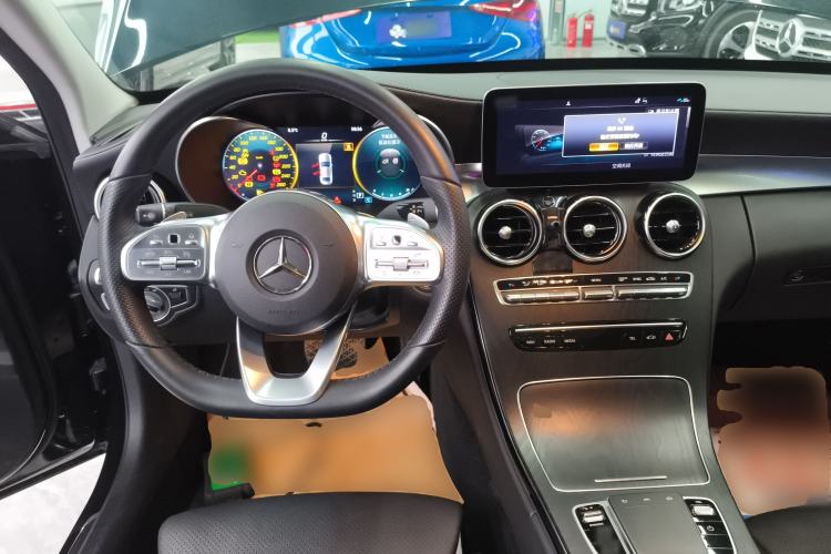 Used Mercedes-Benz C-Class 2021 C 260 L Sport Edition Center Console