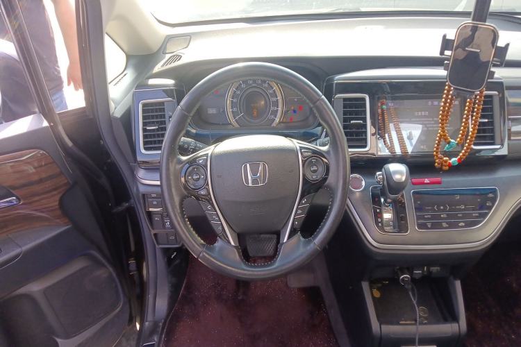 Used Honda Elysion 2016 2.4L Luxury Edition