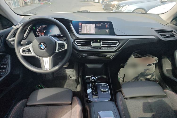 Used BMW 2 Series 2023 225i Four-Door Coupe M Sport Package Center Console