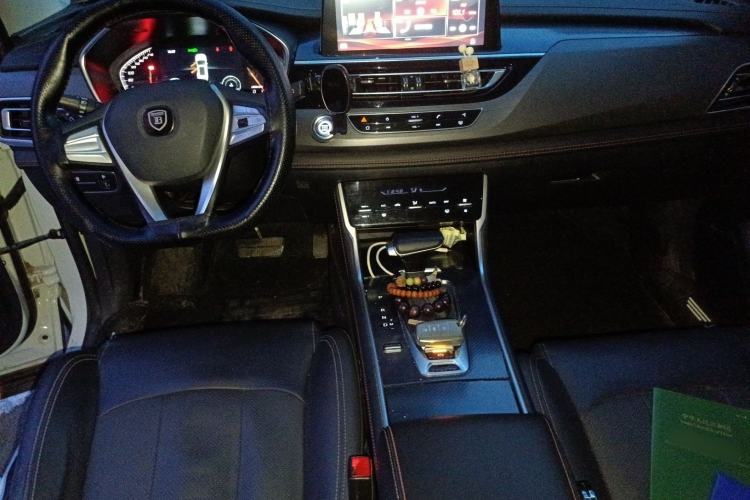 Used Changan CS75 2020 280T DCT Luxury Model China VI Standard
