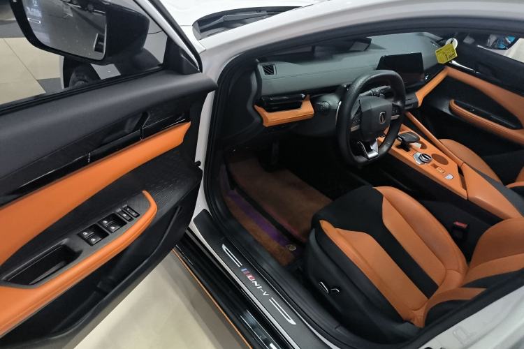 Used CHANGAN UNI-V 2023 1.5T Sport Edition