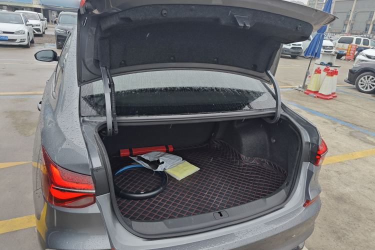 Used Chevrolet Monza 2022 Light Hybrid RS 330T Automatic Comfort Edition Trunk