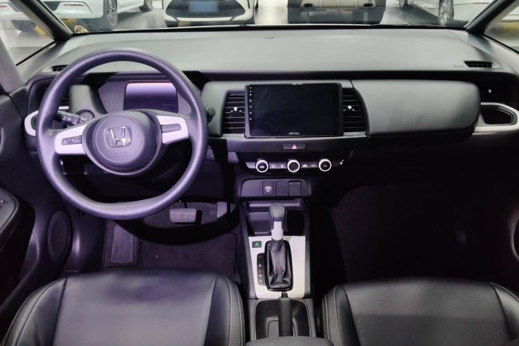 Used Honda Fit 2021 1.5L CVT Trendy Sports Edition Center Console