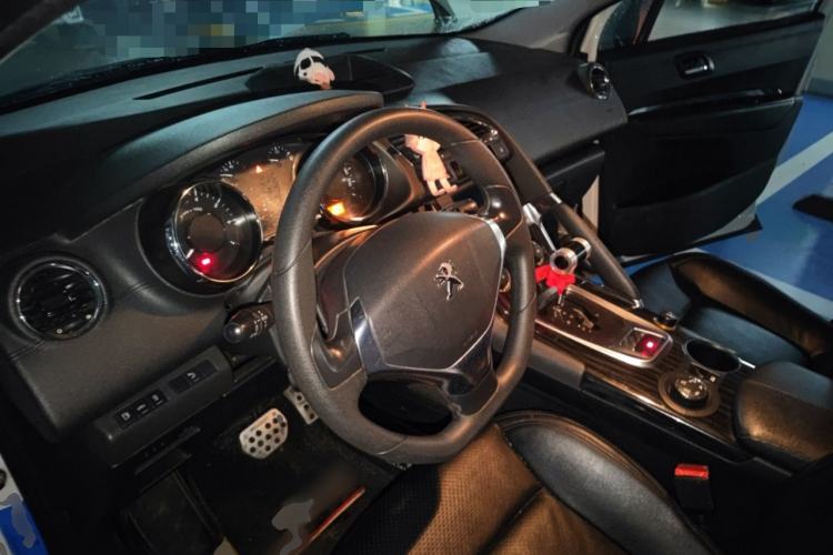 Used Peugeot 3008 2015 1.6THP Automatic Classic Edition
