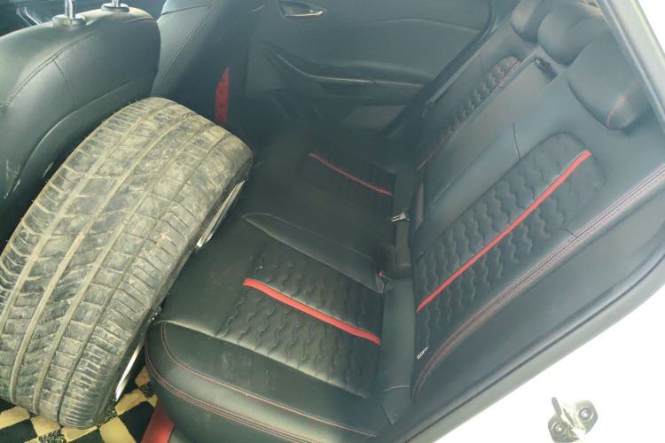 Used Hyundai Lafesta 2019 280TGDi Sport Edition China VI Left Rear Seat