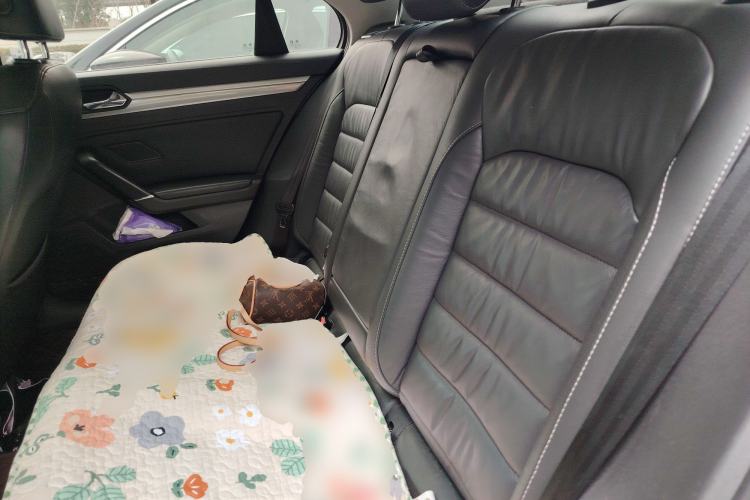 Used Volkswagen Lamando 2015 280TSI DSG Comfort Edition
