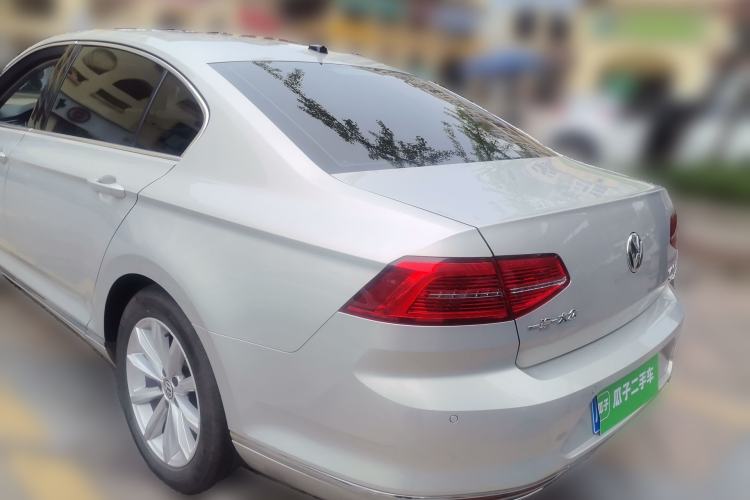 Used Volkswagen Magotan 2018 330TSI DSG Advanced Model Rear Left 45 Deg