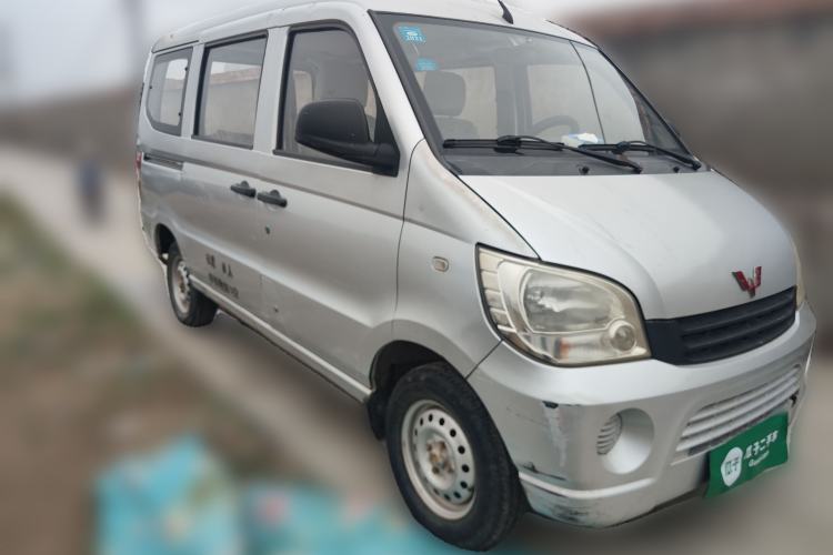 Used Wuling Zhiguang 2010 1.0L New Version Practical Short-Body L2Y Front Right 45 Deg