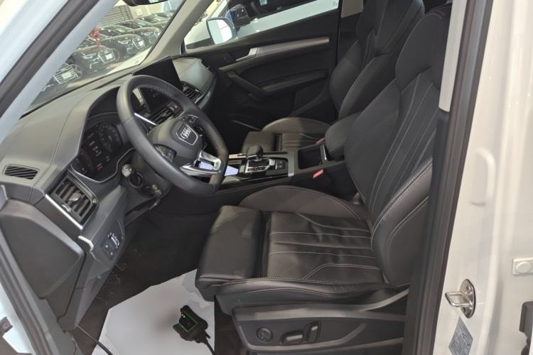 Used Audi Q5L 2023 40T Fashionable and Dynamic Edition