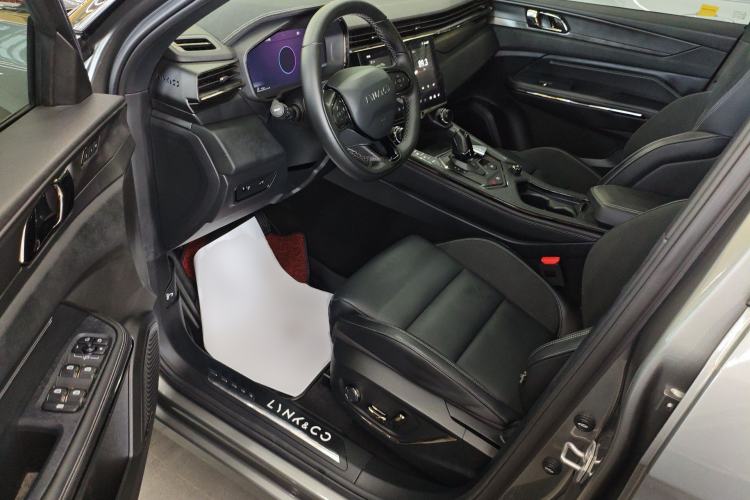 Used Lynk & Co 01 2021 2.0TD Four-Wheel Drive Hype-Halo Driver Seat