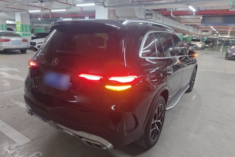 Used Mercedes-Benz GLC 2023 GLC 260 L 4MATIC Luxury 7-Seater Rear Right 45 Deg