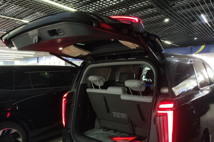 Used GAC Trumpchi M8 2024 Master Series 400T Prestige Edition
