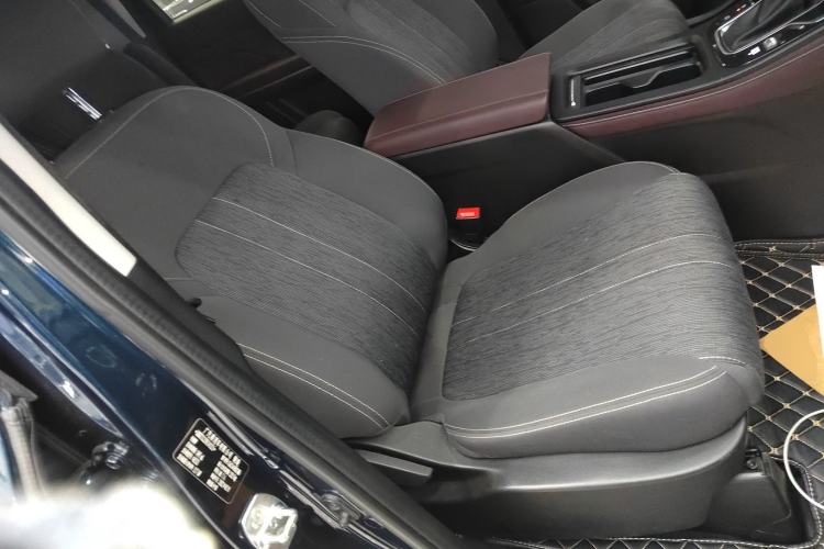 Used GAC Trumpchi M6 2021 270T DCT Elite Edition (7-seater)
