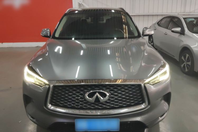 Used Infiniti QX50 2020 2.0T All-Wheel-Drive Elite Version Front