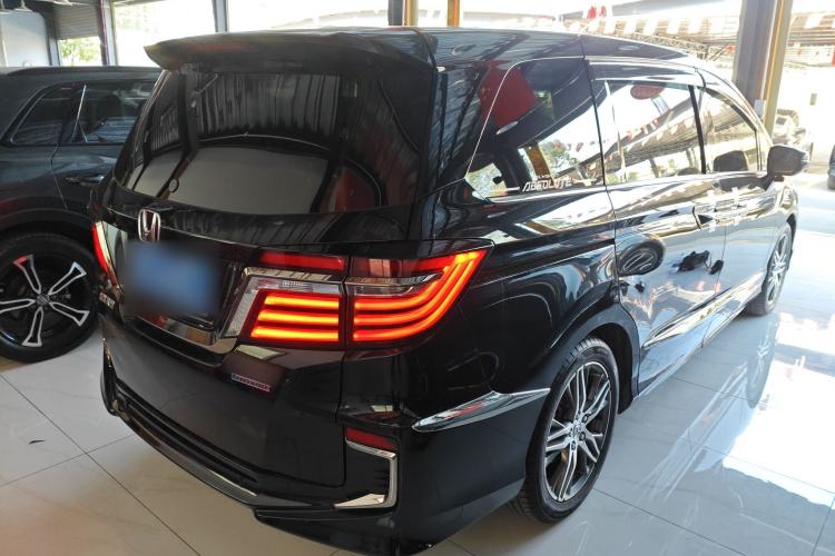 Used Honda Elysion 2019 2.0L Hybrid Luxury Edition