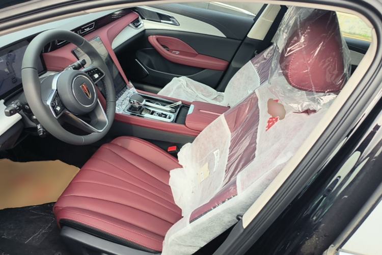 Used Hongqi H5 2025 2.0T Automatic Flag Edition – 500 000 Units Commemorative Version
