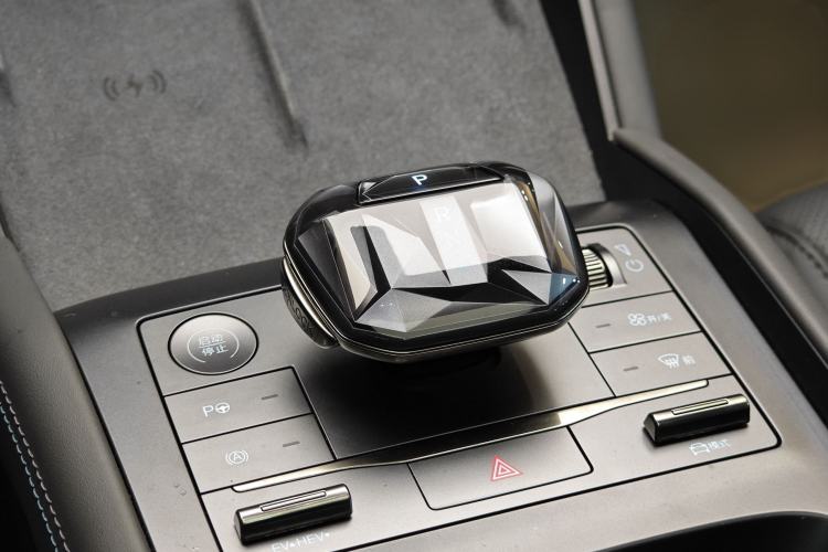 Used BYD Qin L 2025 DM-i Smart Drive 80KM Superior Model