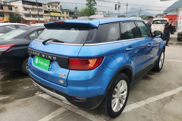 Used Land X7 2015 2.0T Panoramic Prestige Edition Rear Right 45 Deg