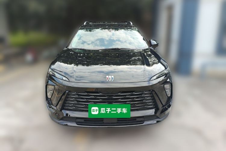 Used Buick Envision 2025 Encore Plus 28T Two-Wheel-Drive Platinum Edition