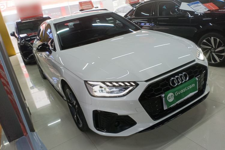 Used Audi A4L 2022 40 TFSI Luxury Dynamic Model