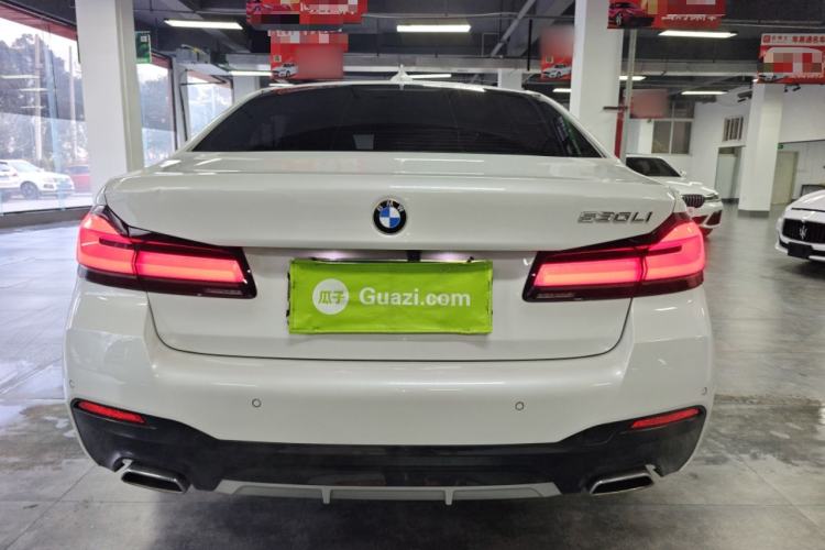 Used BMW 5 Series 2022 Second Facelift 525Li M Sport Package
