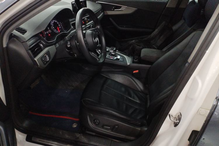 Used Audi A4L 2018 30th Anniversary Edition 40 TFSI Trendy Model Left Front Seat