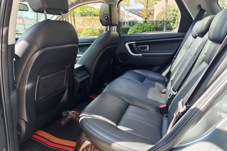 Used Land Rover Discovery Sport 2018 240 PS SE Version