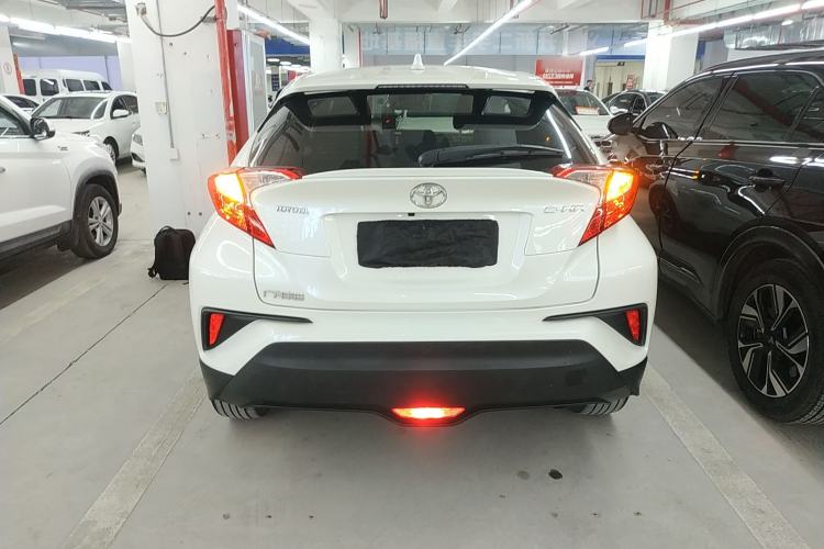 Used Toyota C-HR 2020 2.0L Leading Edition
