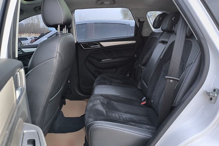 Used Roewe RX5 New Energy 2017 eRX5 50T Hybrid Connected Prestige Flagship Edition Left Rear Seat