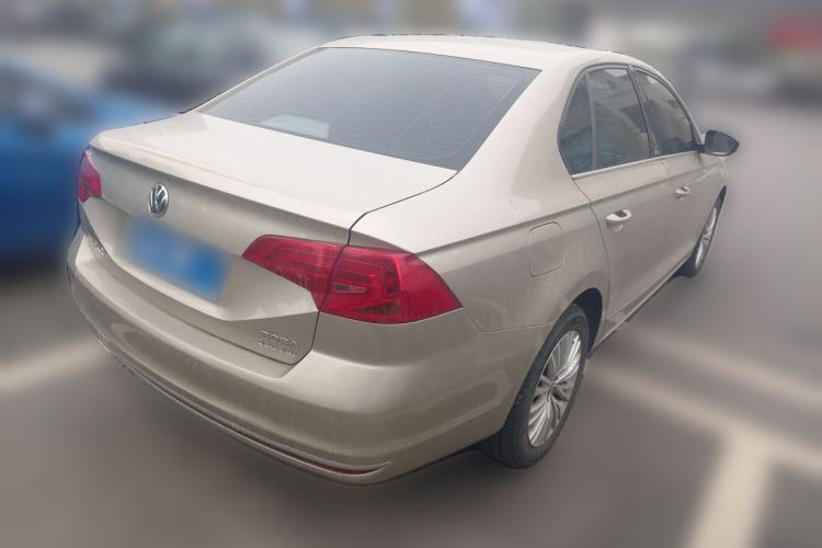 Used Volkswagen Bora 2017 230TSI DSG Comfort Version
